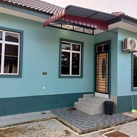 Ummi'S Homestay Besut Kampung Kuala Besut Extérieur photo