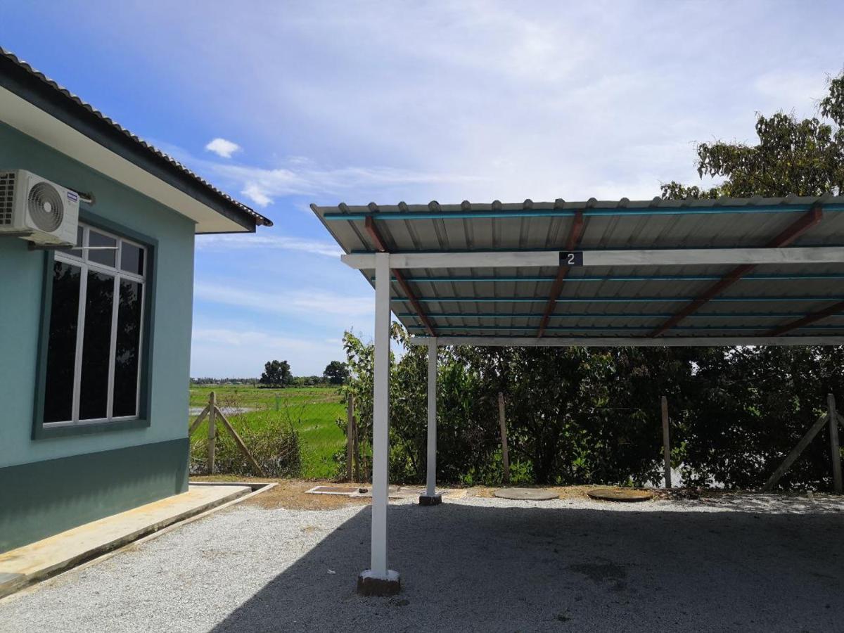 Ummi'S Homestay Besut Kampung Kuala Besut Extérieur photo